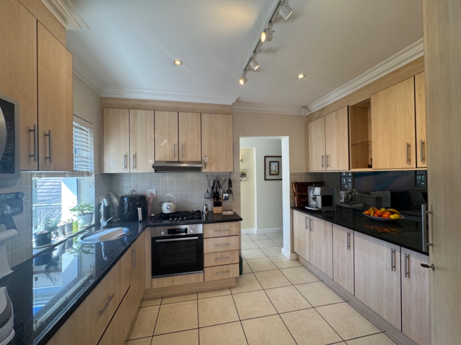 3 Bedroom Property for Sale in Keurbooms Western Cape